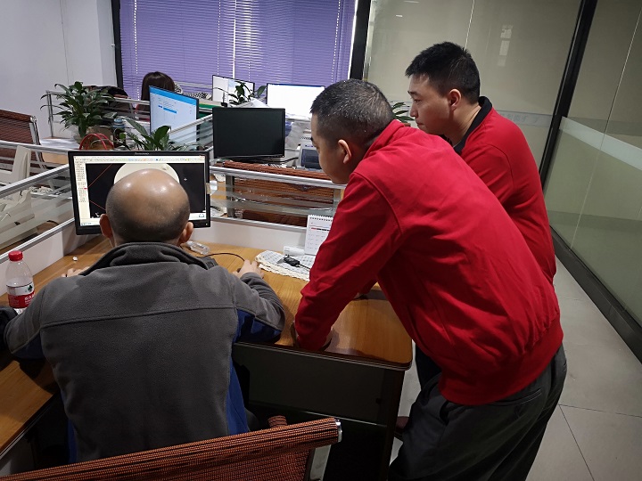 液體靜電噴槍廠(chǎng)家