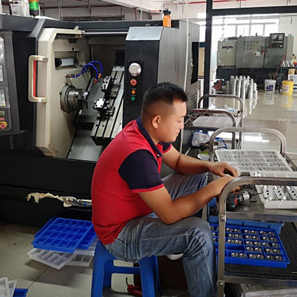 自動(dòng)靜電噴槍廠家 自動(dòng)靜電噴槍廠家